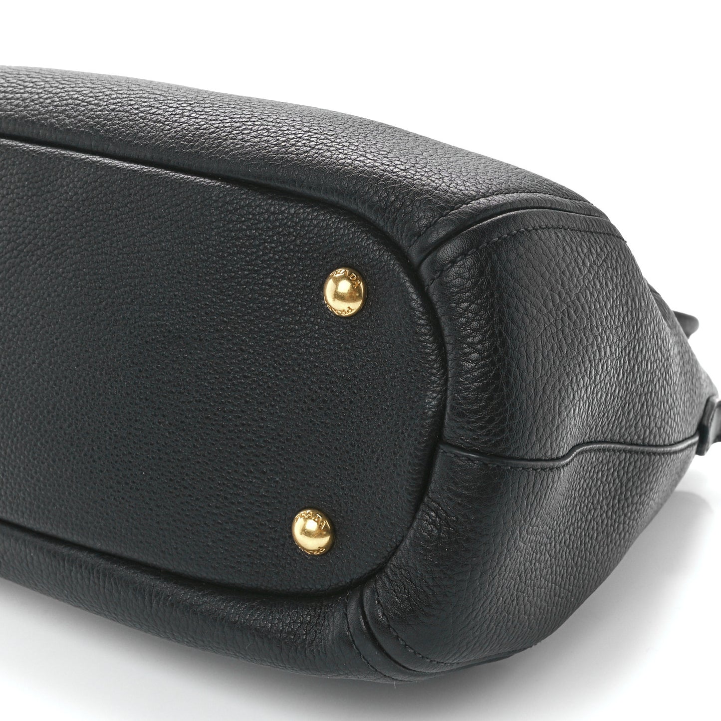 Vitello Phenix Shoulder Bag Black
