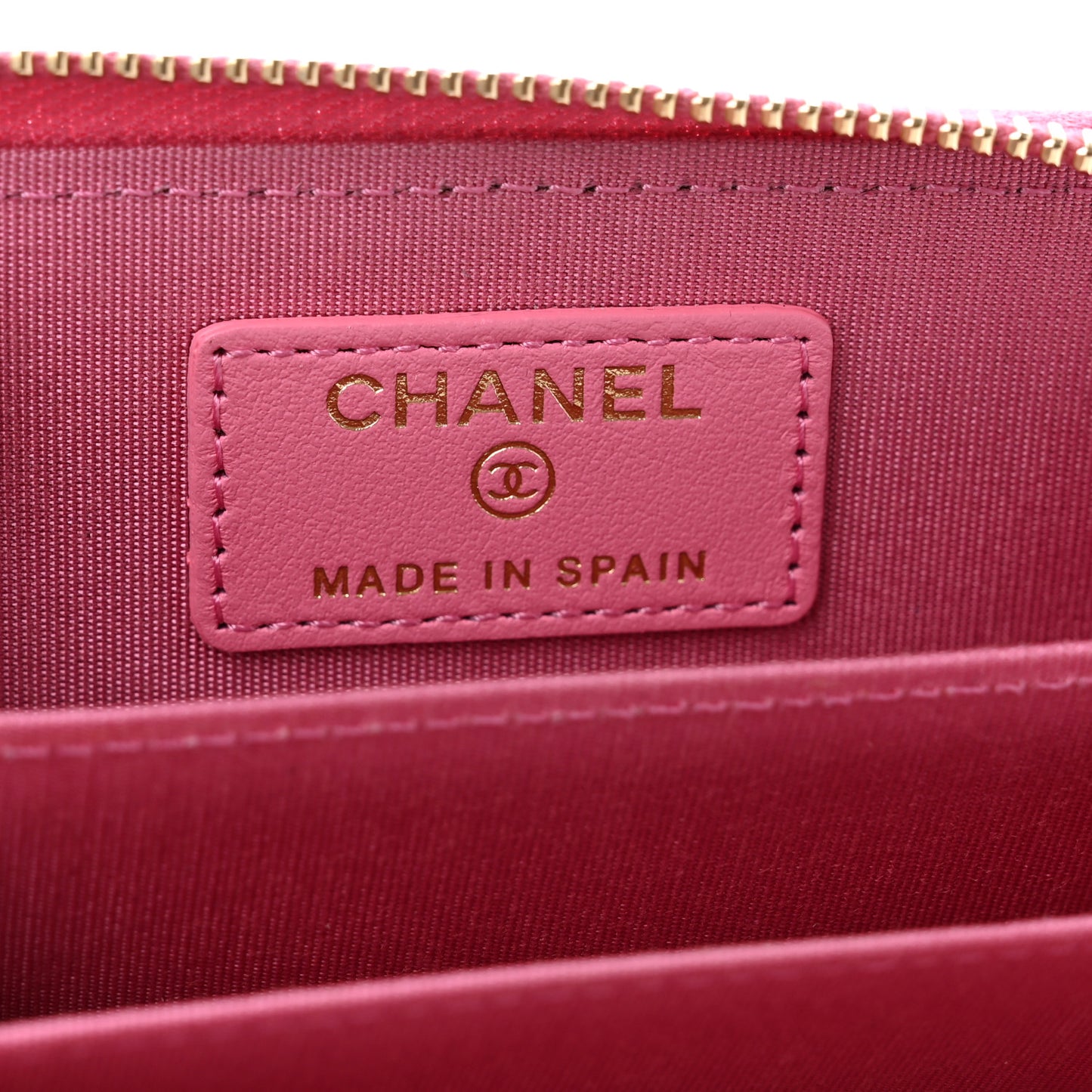 Caviar Quilted Enamel CC Zip Around Coin Purse Pink