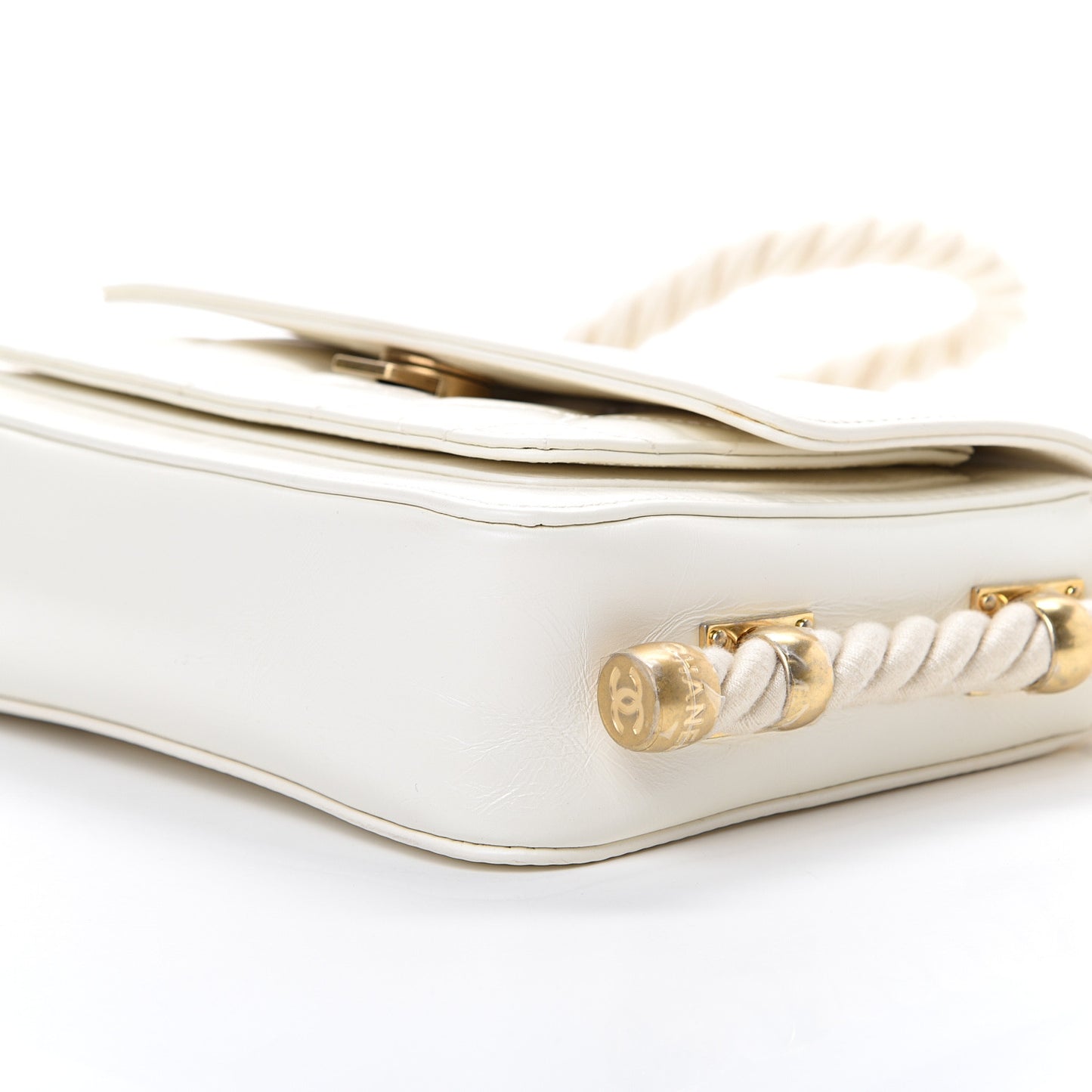 Crumpled Calfskin En Vogue Rope Flap White