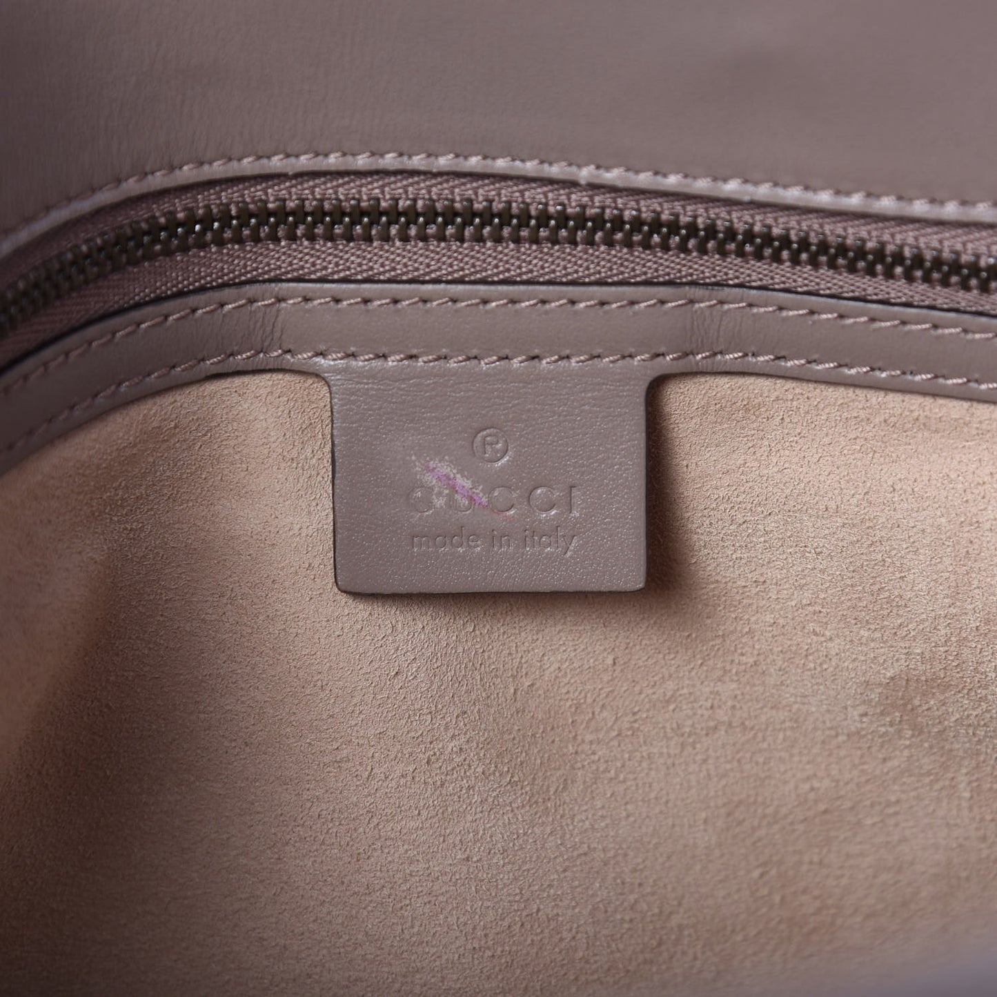 Calfskin Matelasse Large GG Marmont Shoulder Bag Porcelain Rose