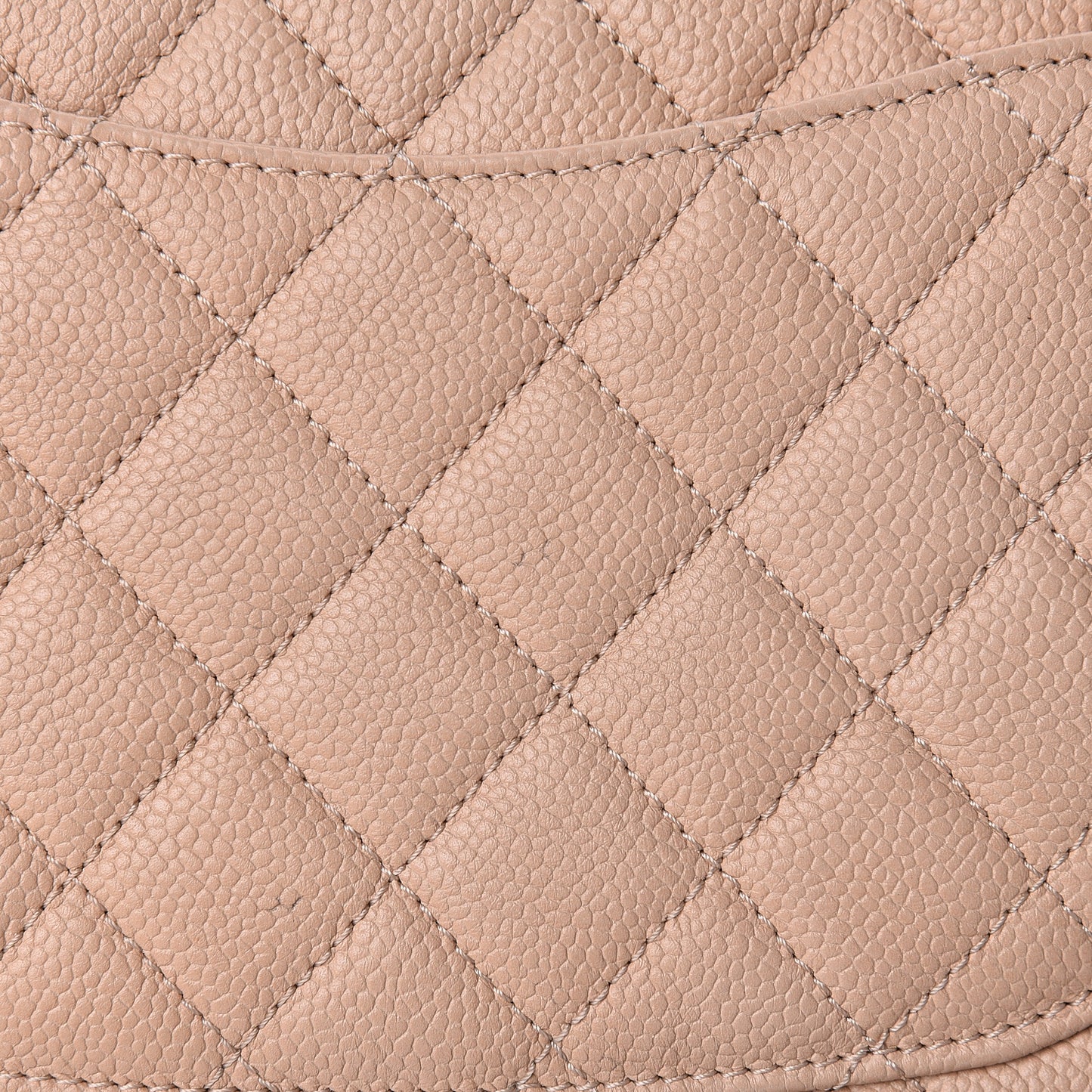 Caviar Quilted Medium CC Filigree Flap Beige Black