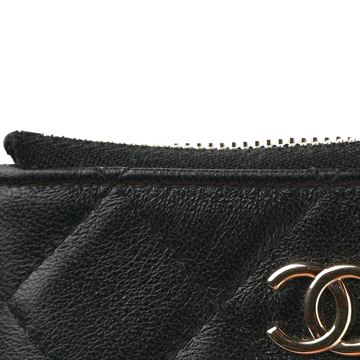 Mesh Shiny Lambskin Clutch With Chain Black