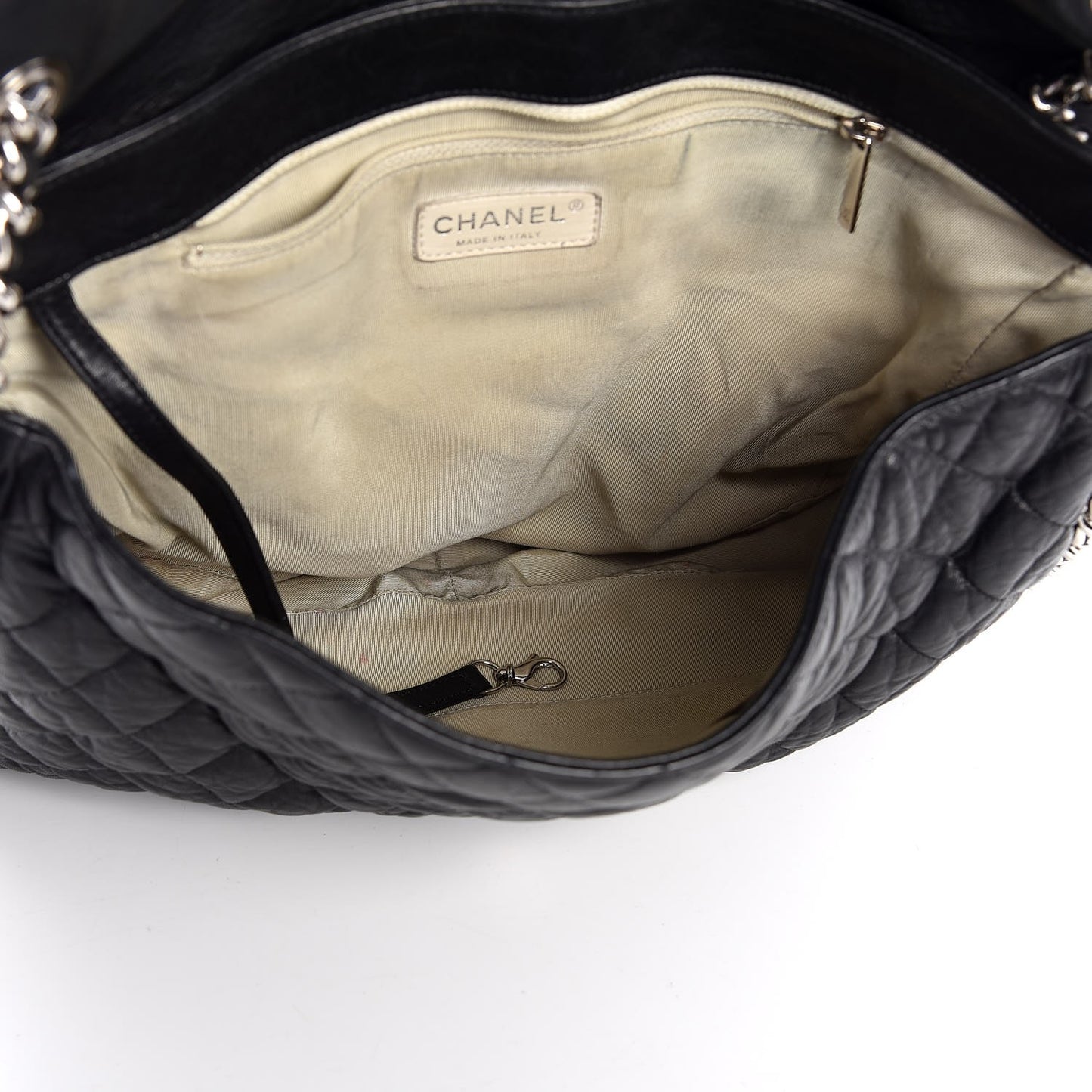 Washed Lambskin Quilted Maxi Chain Around Flap Black