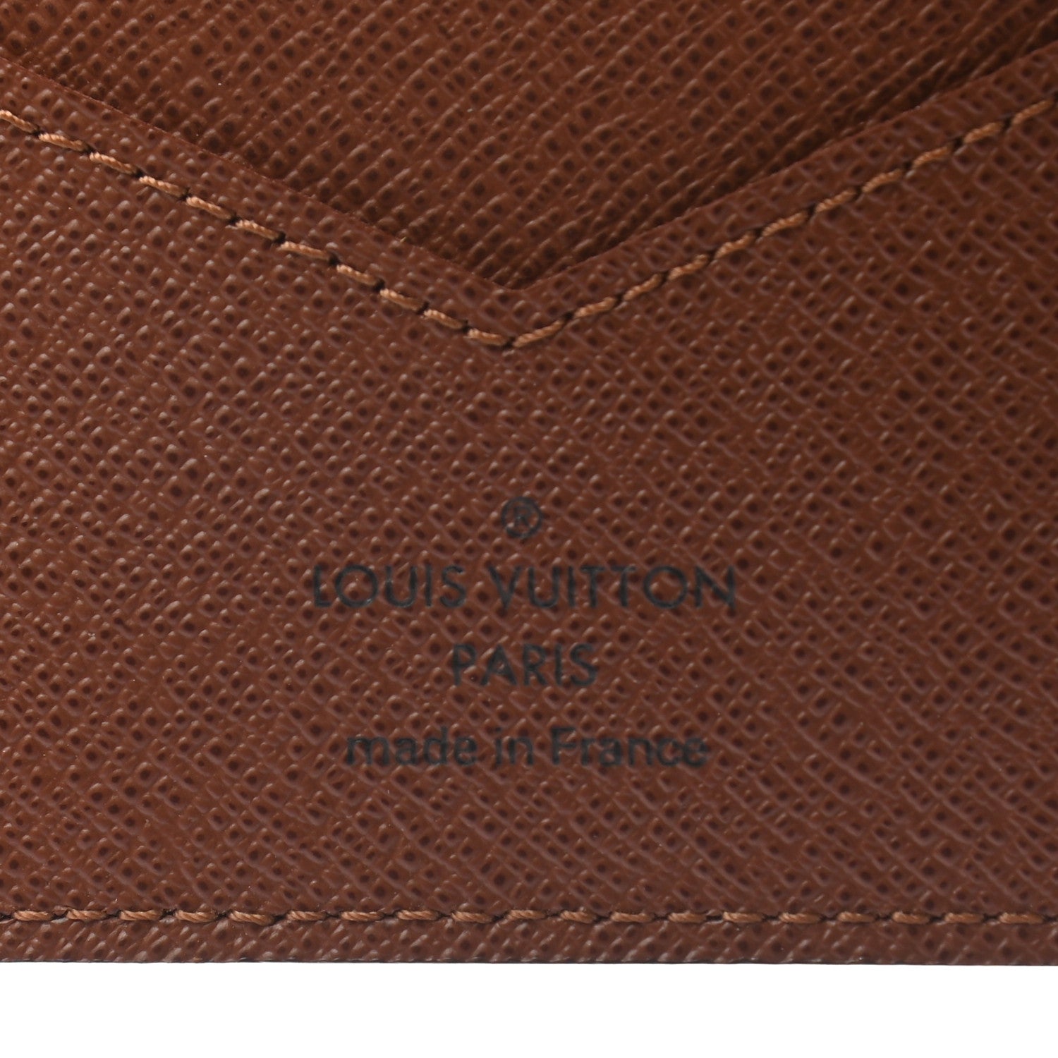 Louis Vuitton Monogram Passport Cover 6 of 7