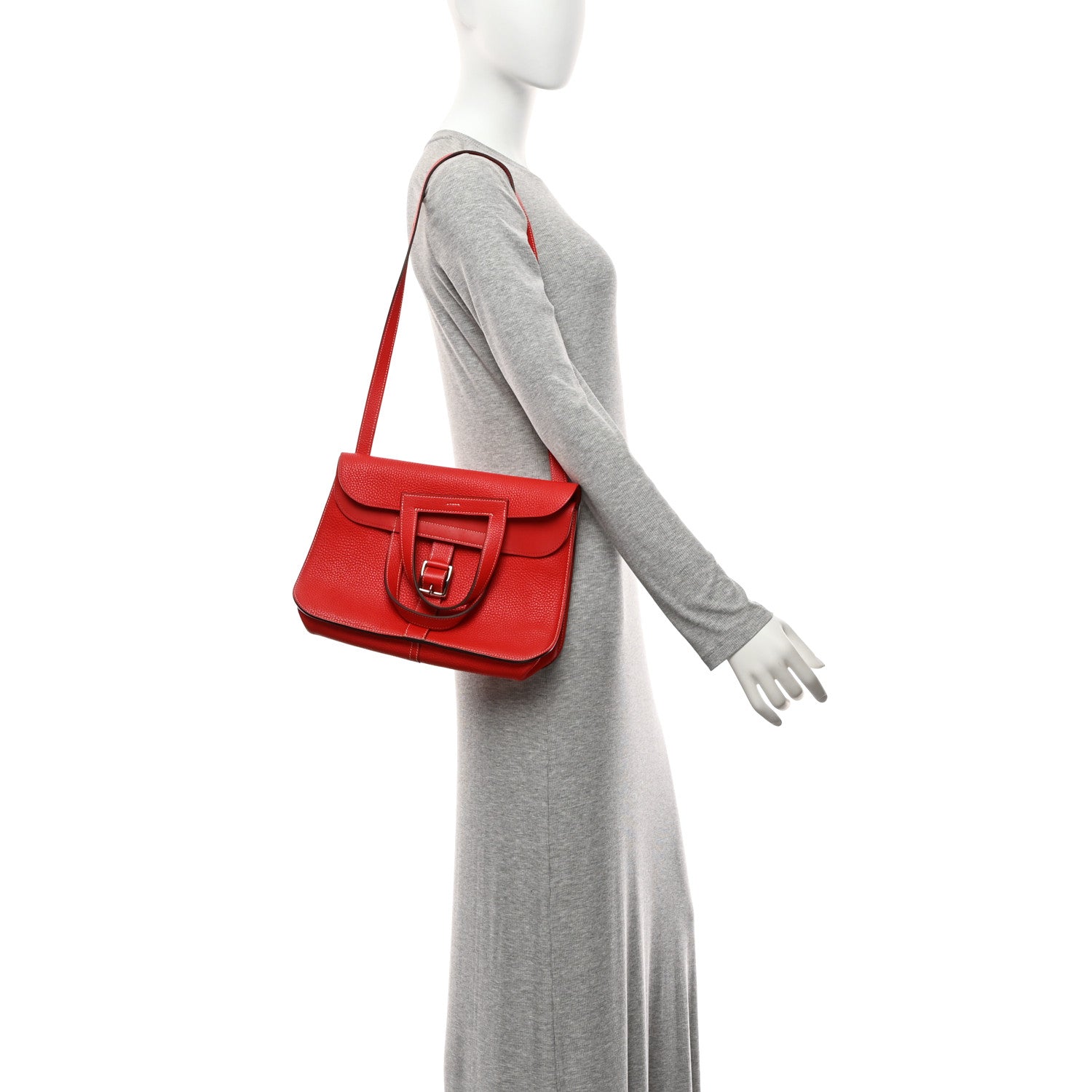 じゅんこさんHERMES（エルメス） Hermes Taurillon Clemence Halzan 31 GM Rouge Casaque Vermillion