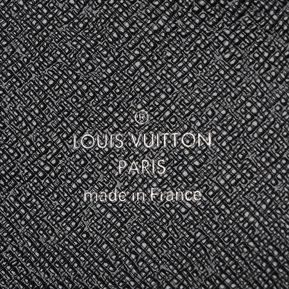 Louis Vuitton Epi Clery Black 6 of 8