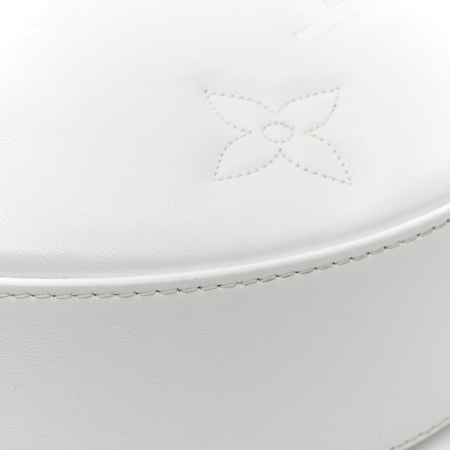 Louis Vuitton Calfskin Bubblegram Over The Moon White 10 of 11
