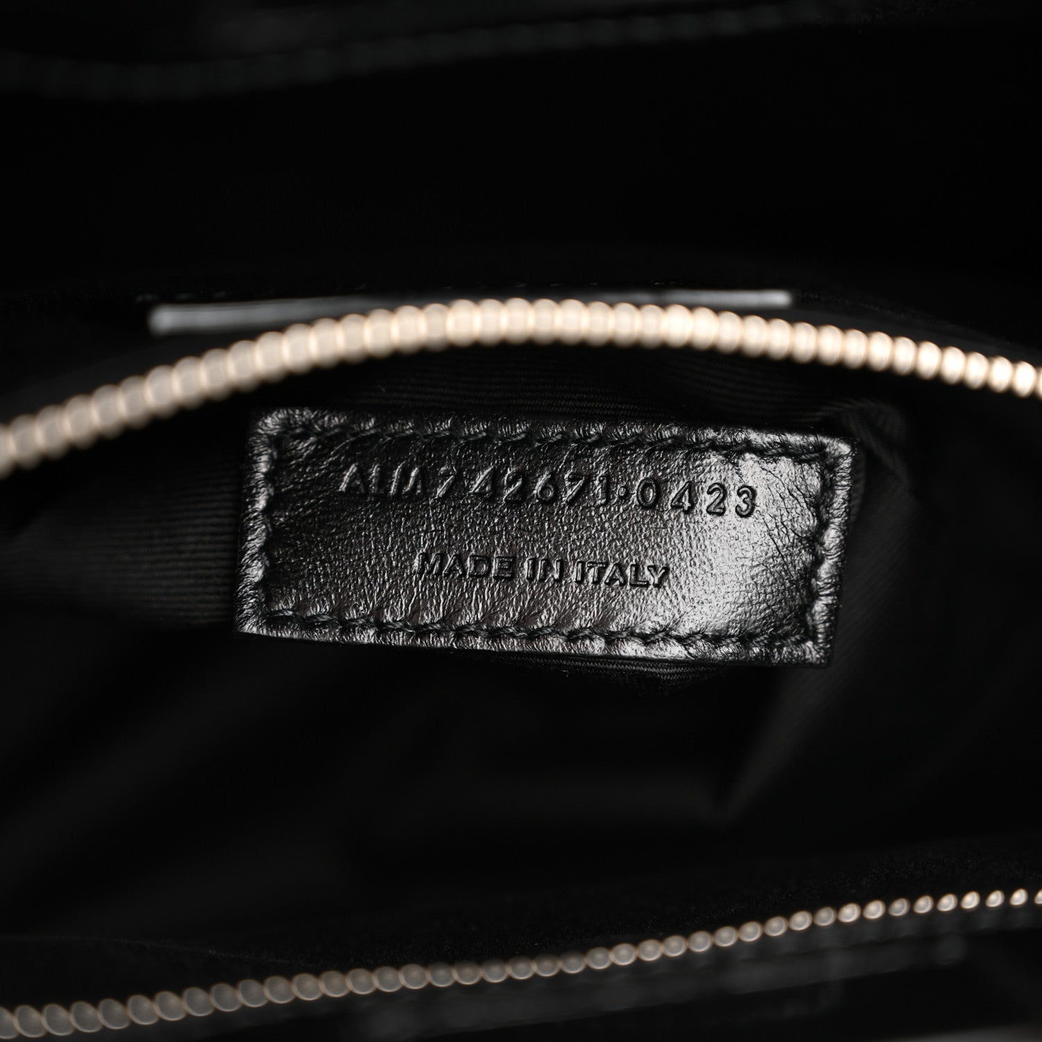 Saint Laurent Patent Calfskin Suzanne Shopping Tote Black 6 of 11