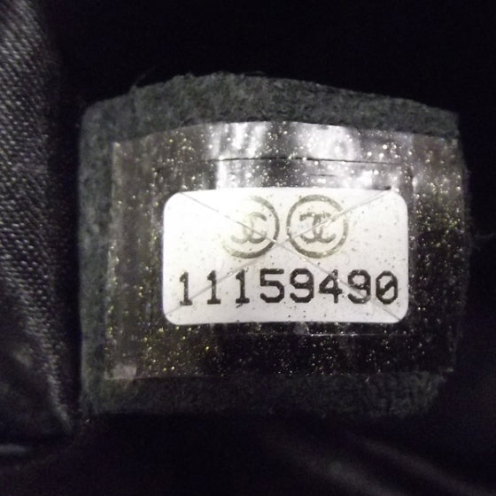 Aged Calfskin Perforated Flap Black