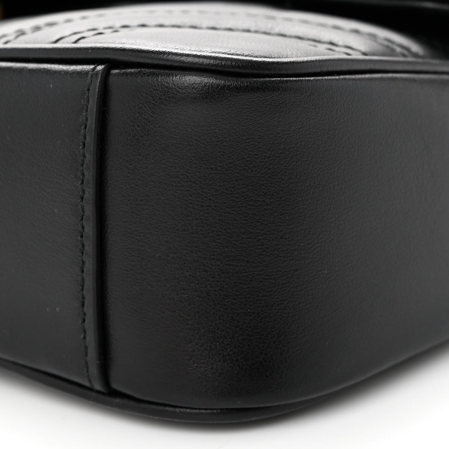 Calfskin Matelasse Mini GG Marmont Shoulder Bag Black