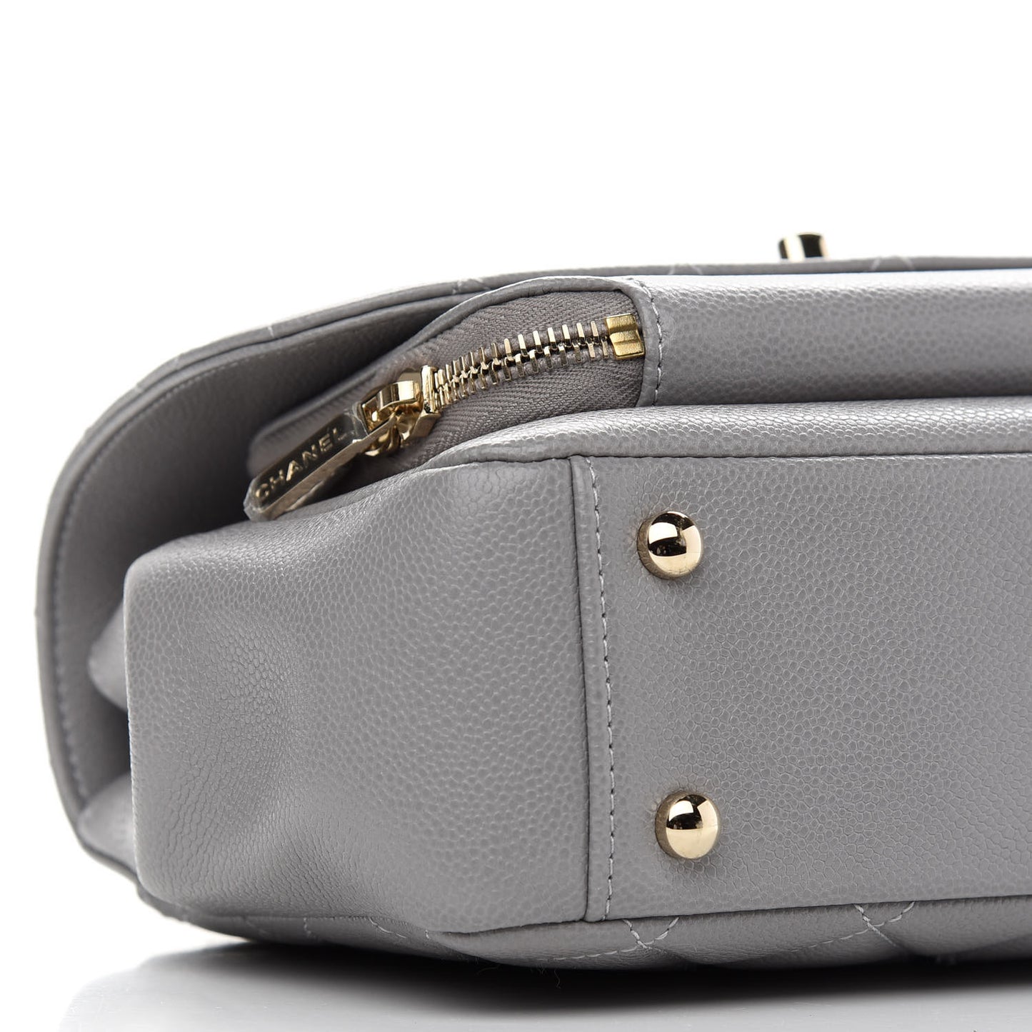 Caviar Quilted Medium Business Affinity Flap Grey