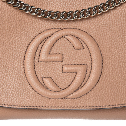 Gucci Pebbled Calfskin Medium Soho Flap Crossbody Camelia 8 of 8