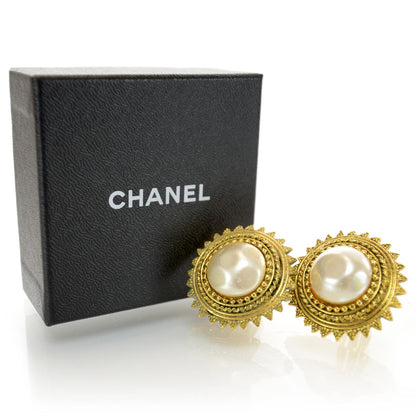 Chanel Pearl Nugget Clip On Earrings Gold 4 of 4