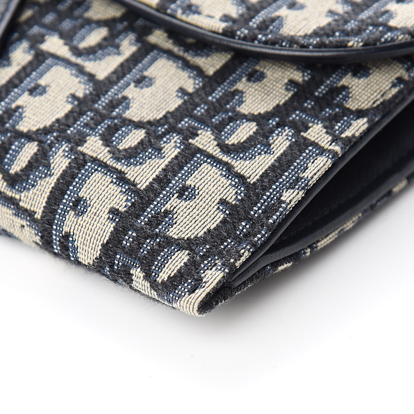 Oblique Saddle Chain Long Wallet Blue