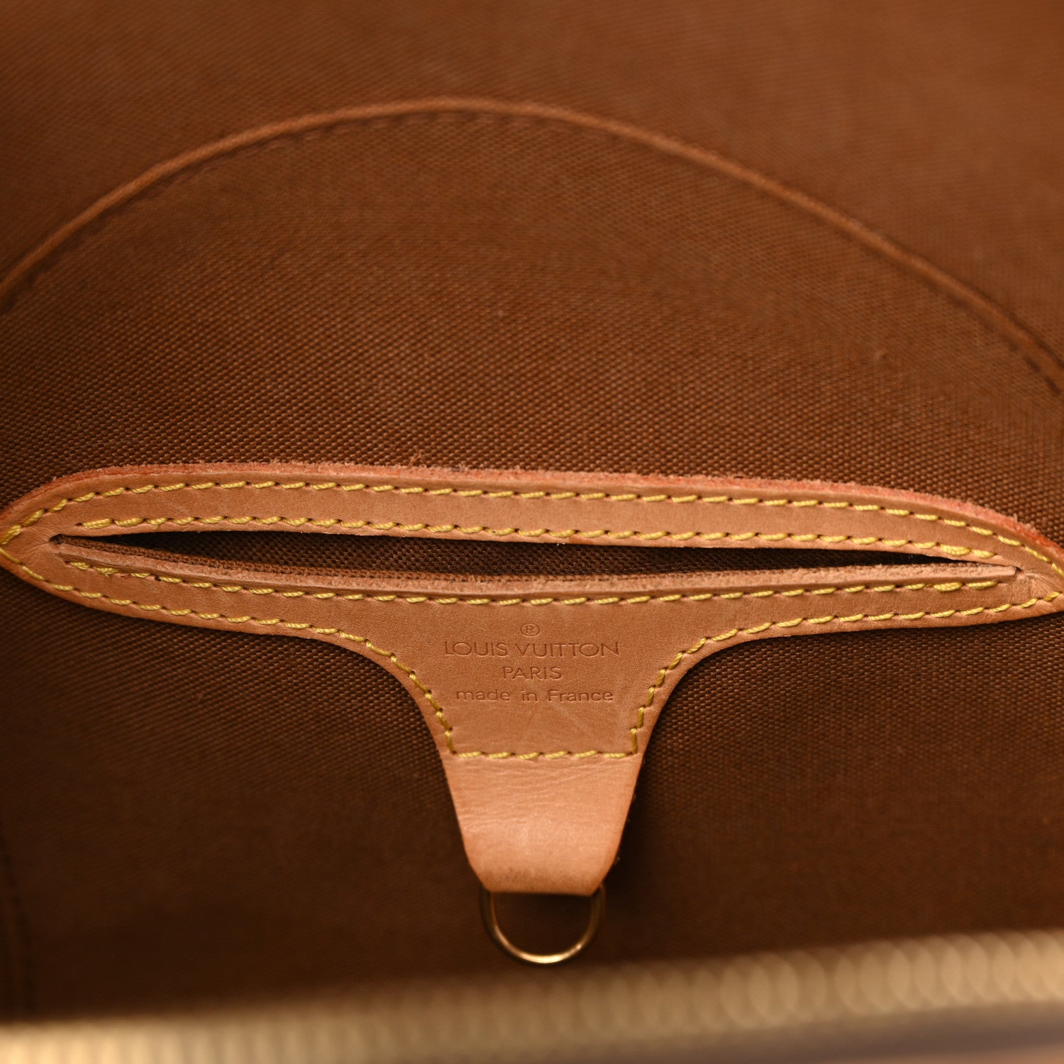 Louis Vuitton Monogram Ellipse MM 6 of 11