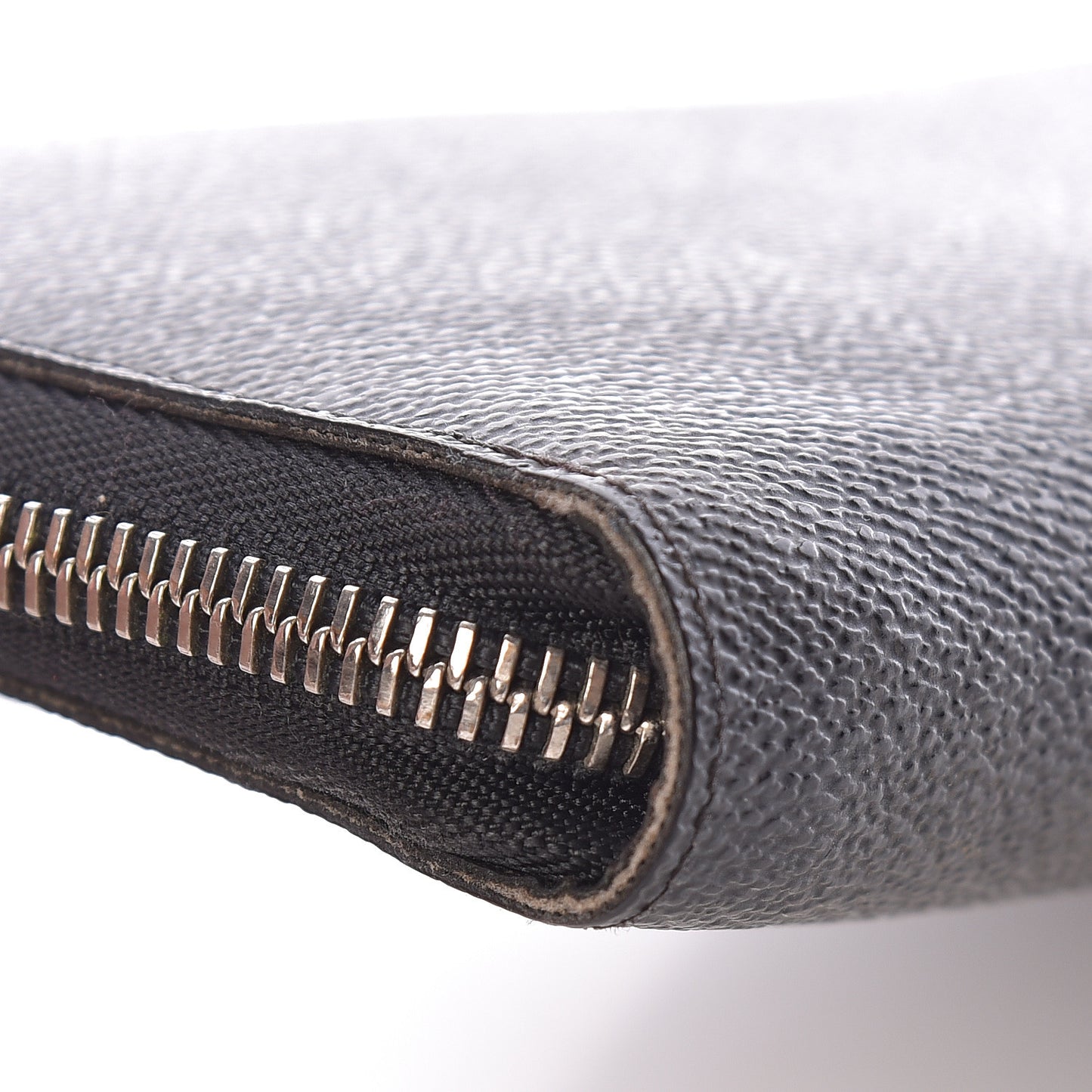 Damier Graphite Zippy Organizer Wallet