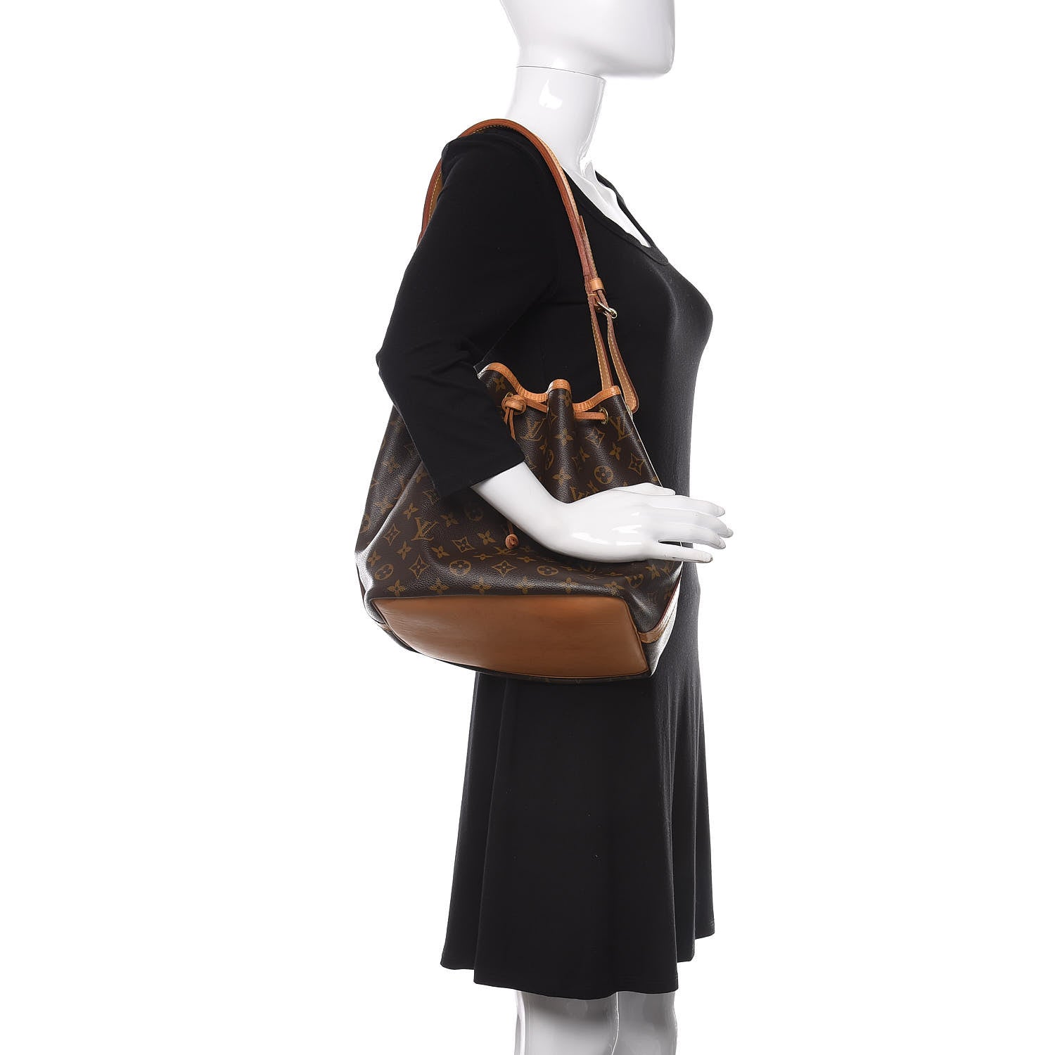 Louis Vuitton Monogram Petit Noe 2 of 10