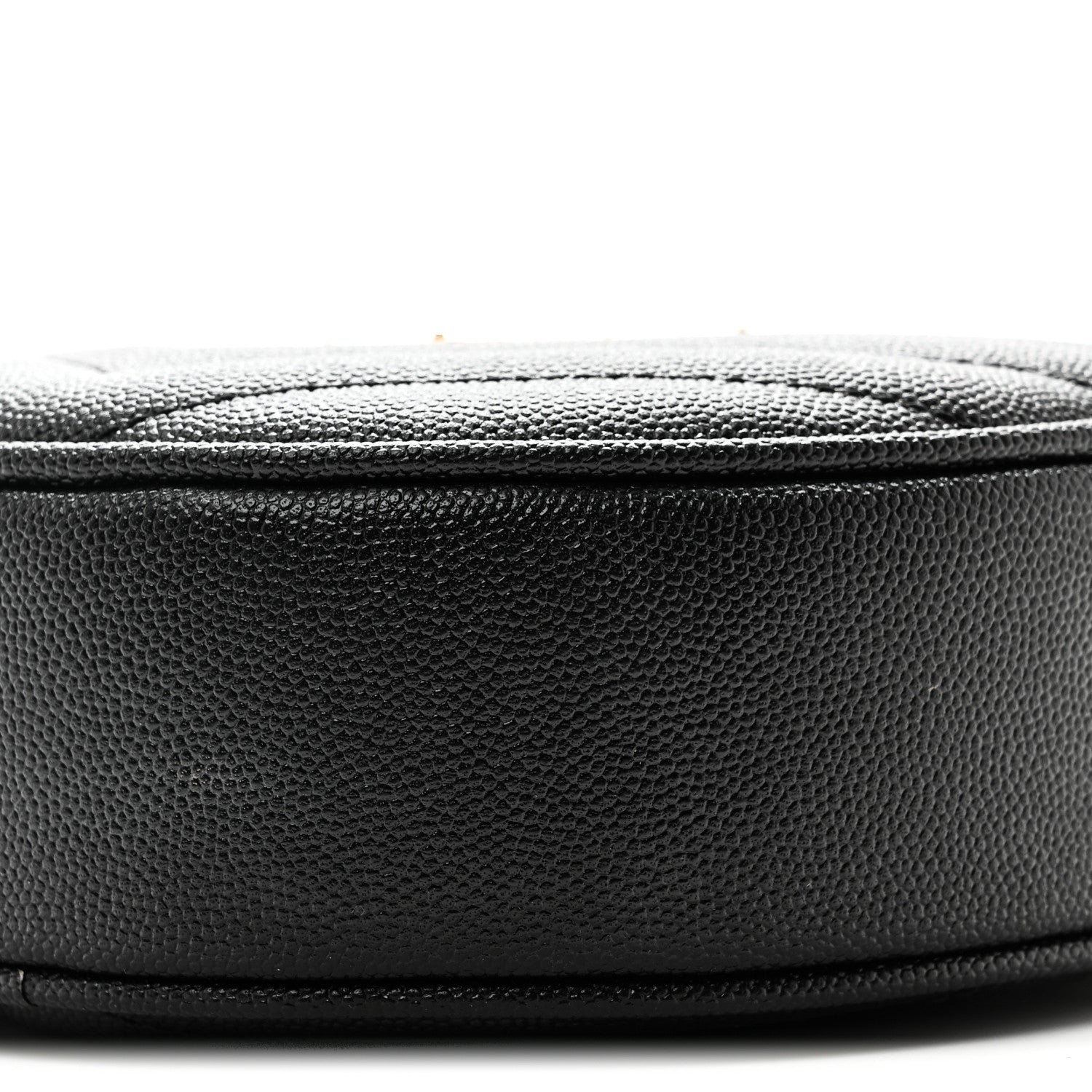 Saint Laurent Grain De Poudre Matelasse Chevron Quilted Round Vinyle Camera Bag Black 9 of 9