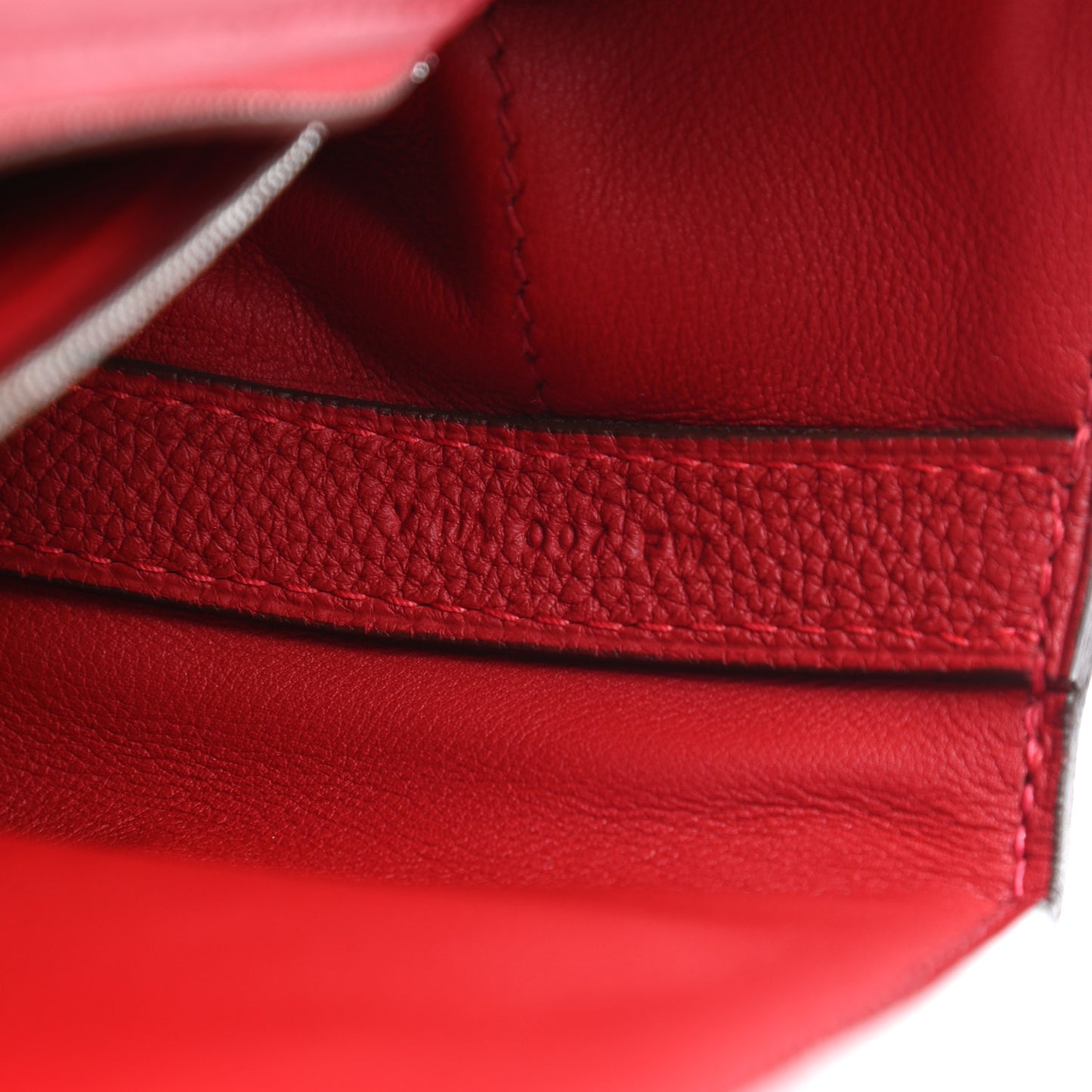 Togo Swift 24/24 29 Rouge Vif