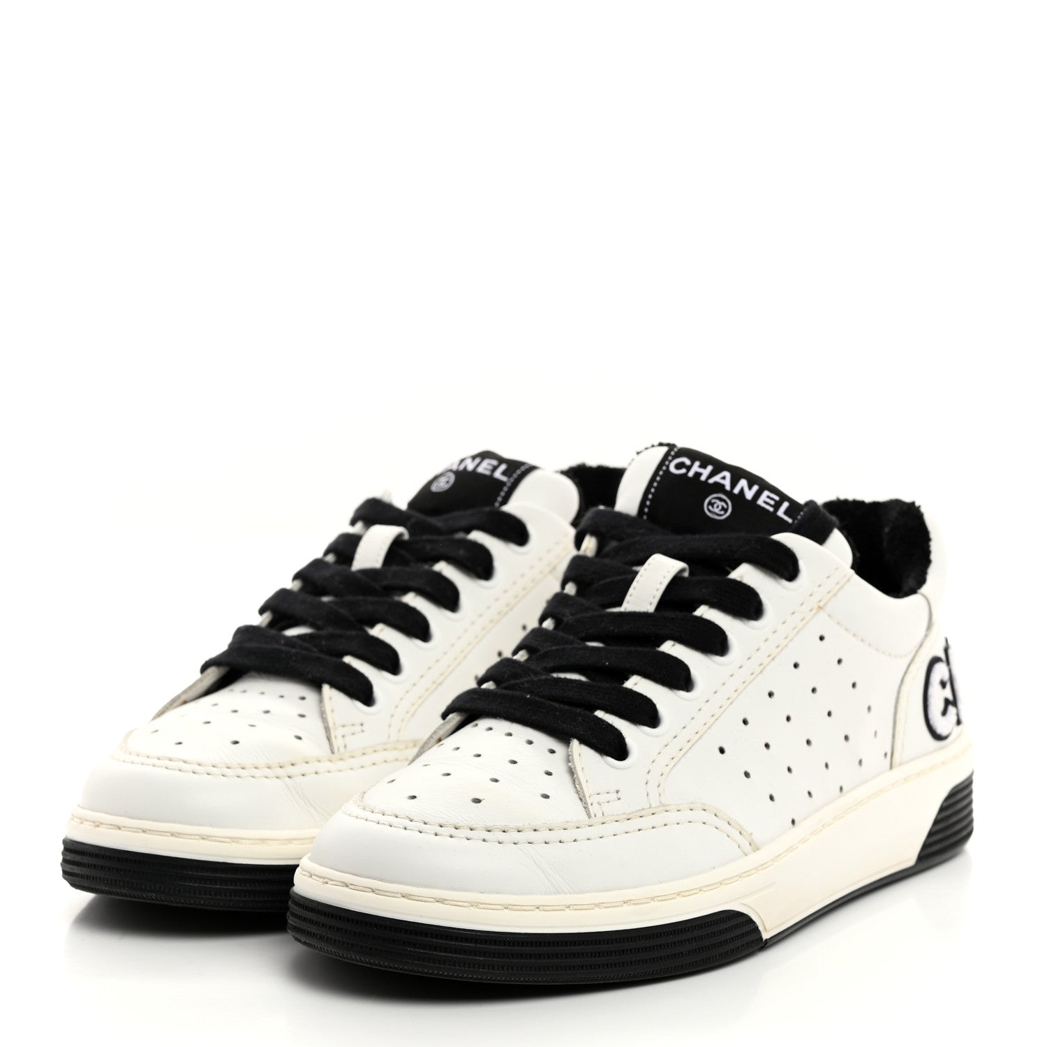 Chanel Calfskin Womens Logo Sneakers 35 Black White 3 of 10