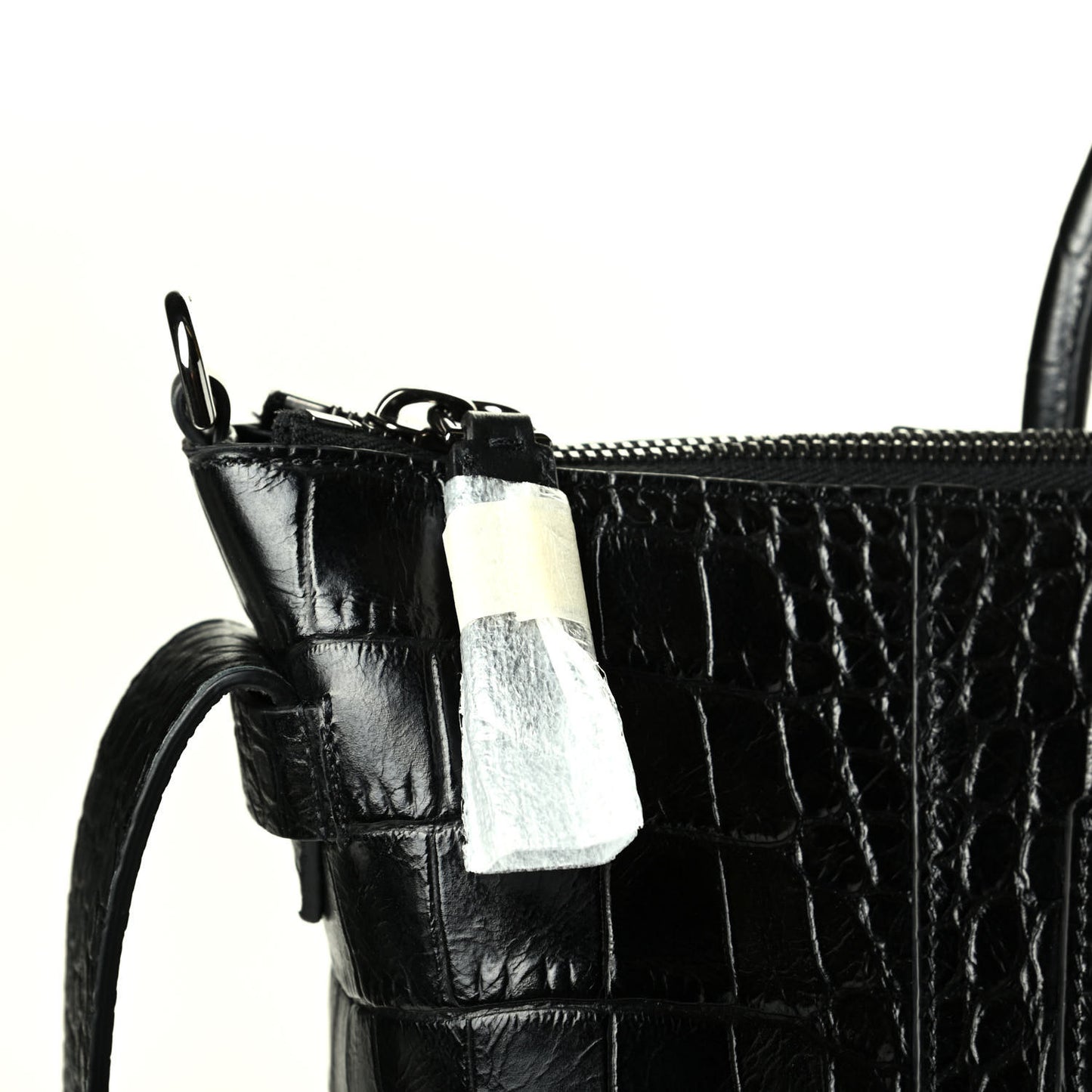 Calfskin Crocodile Embossed Medium Soft Antigona Black