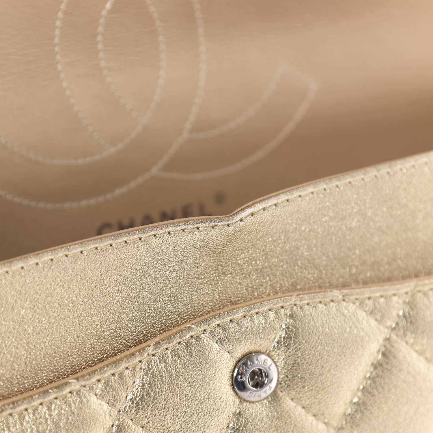 Chanel Metallic Calfskin Quilted 2.55 Reissue 226 Flap Gold 12 of 12