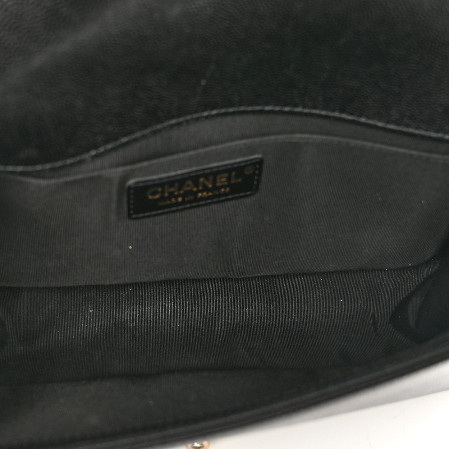 Caviar Quilted Medium Boy Flap Black