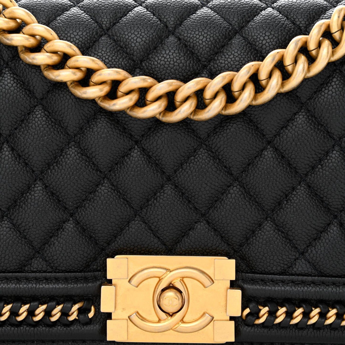 Caviar Quilted Medium Chain Around Boy Flap Black