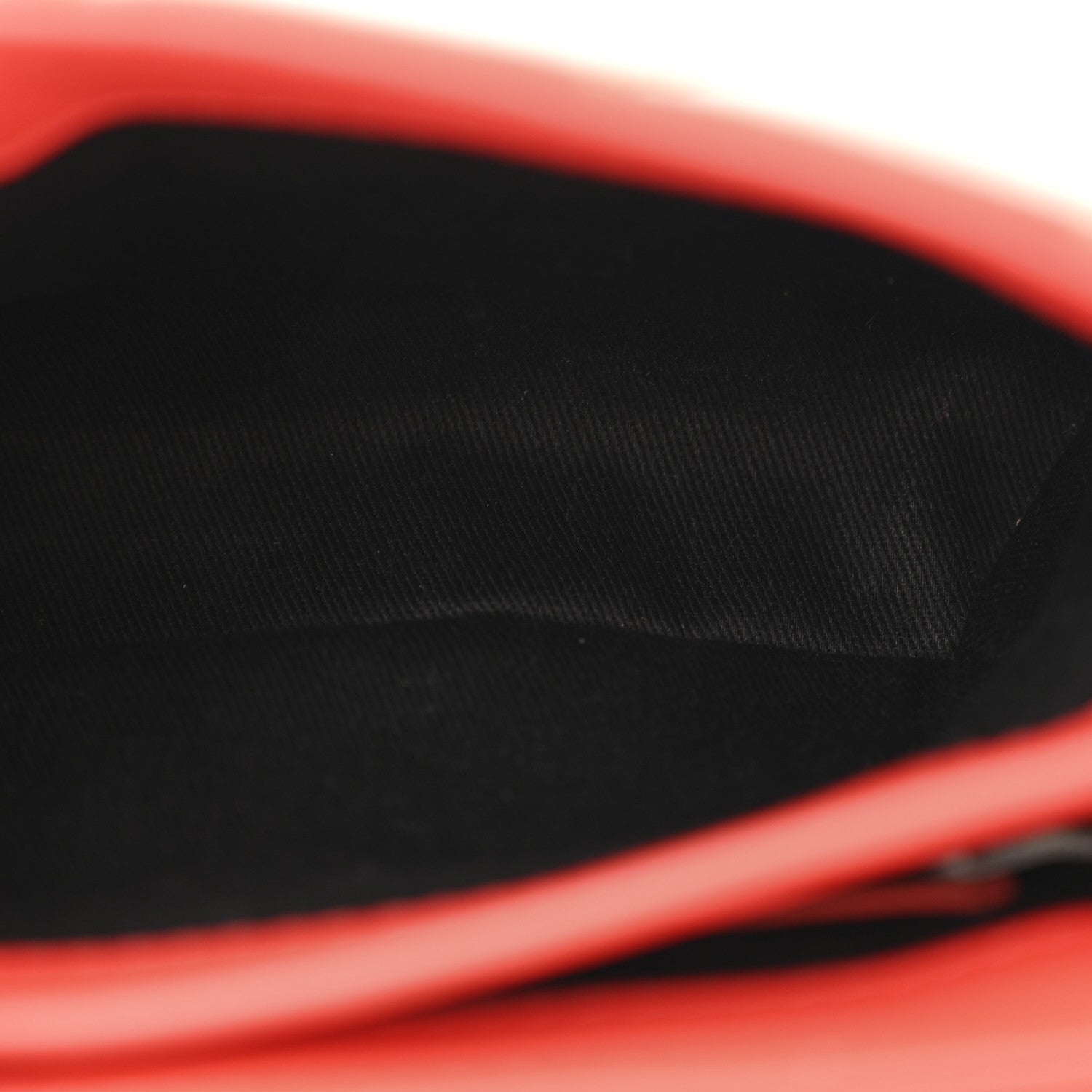 Off-White Calfskin Diagonal Quilted Jackhammer 17 Shoulder Bag Red 5 of 15