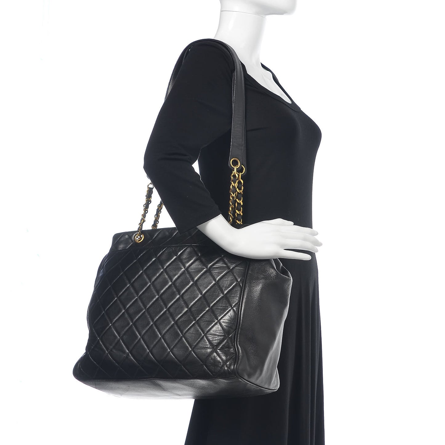 Lambskin Quilted Shoulder Bag Black
