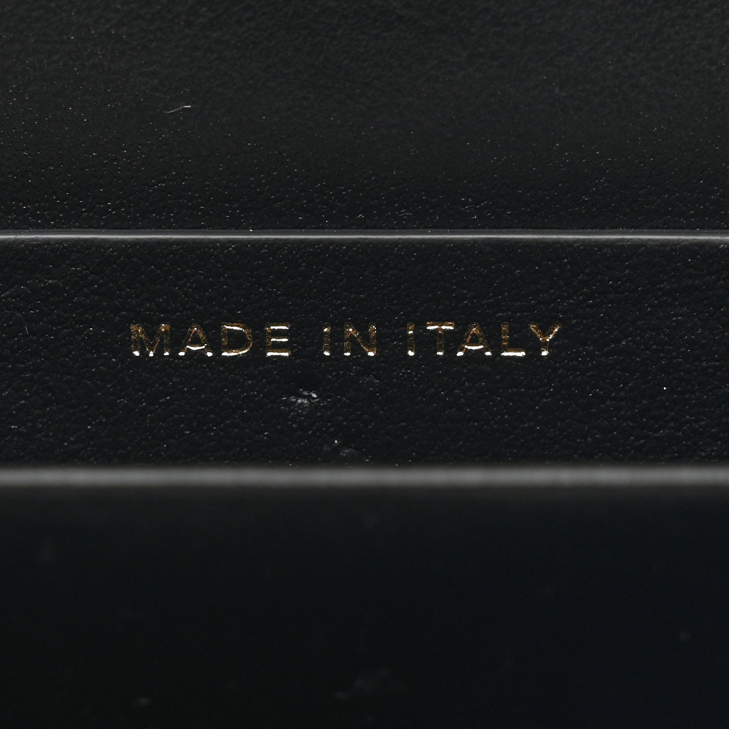 Glazed Goatskin Quilted Small Box With Chain Black