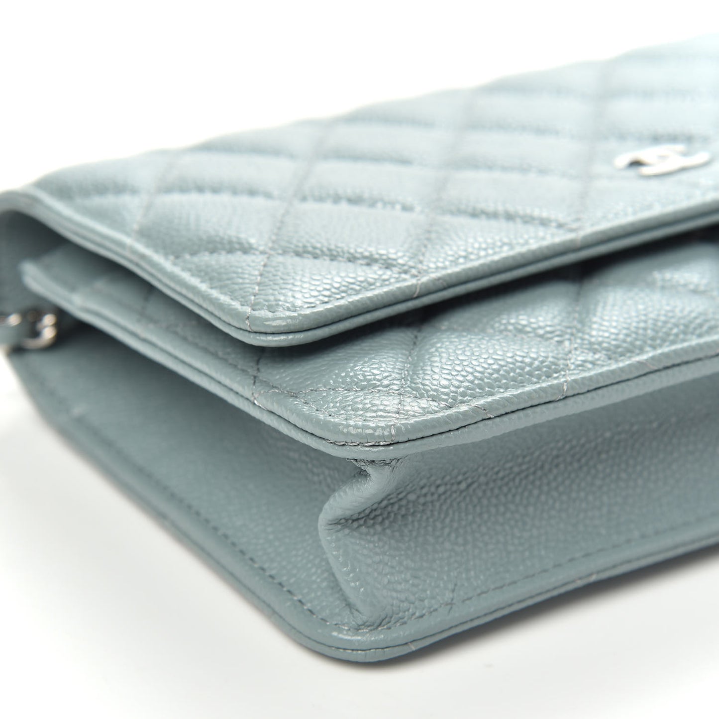 Caviar Quilted Wallet On Chain WOC Blue