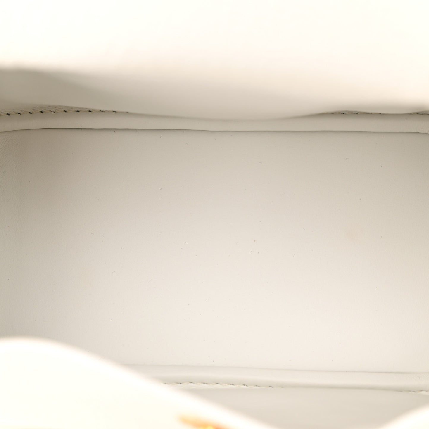 Taurillon Clemence Mini Lindy 20 New White