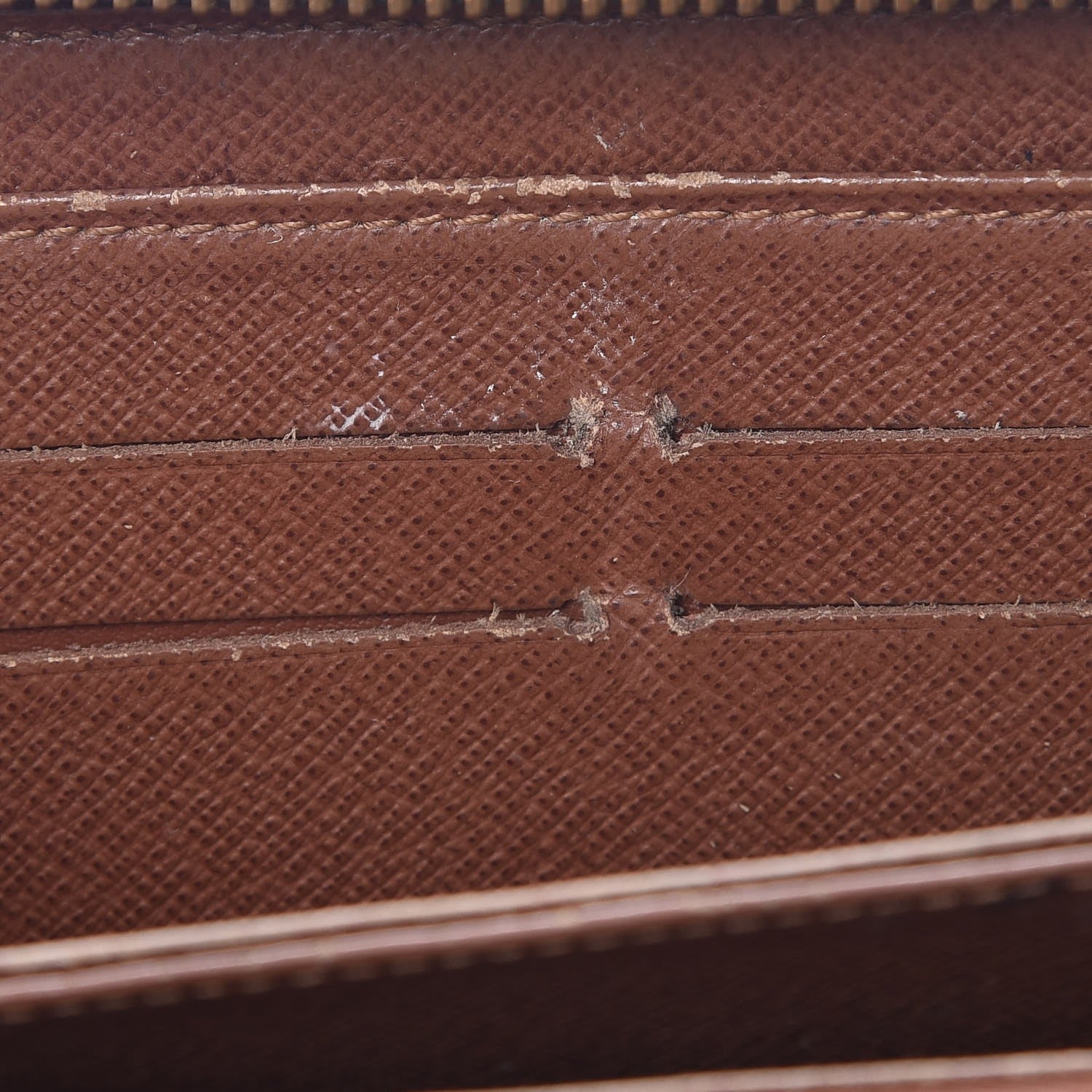 Louis Vuitton Monogram Zippy Wallet 12 of 13