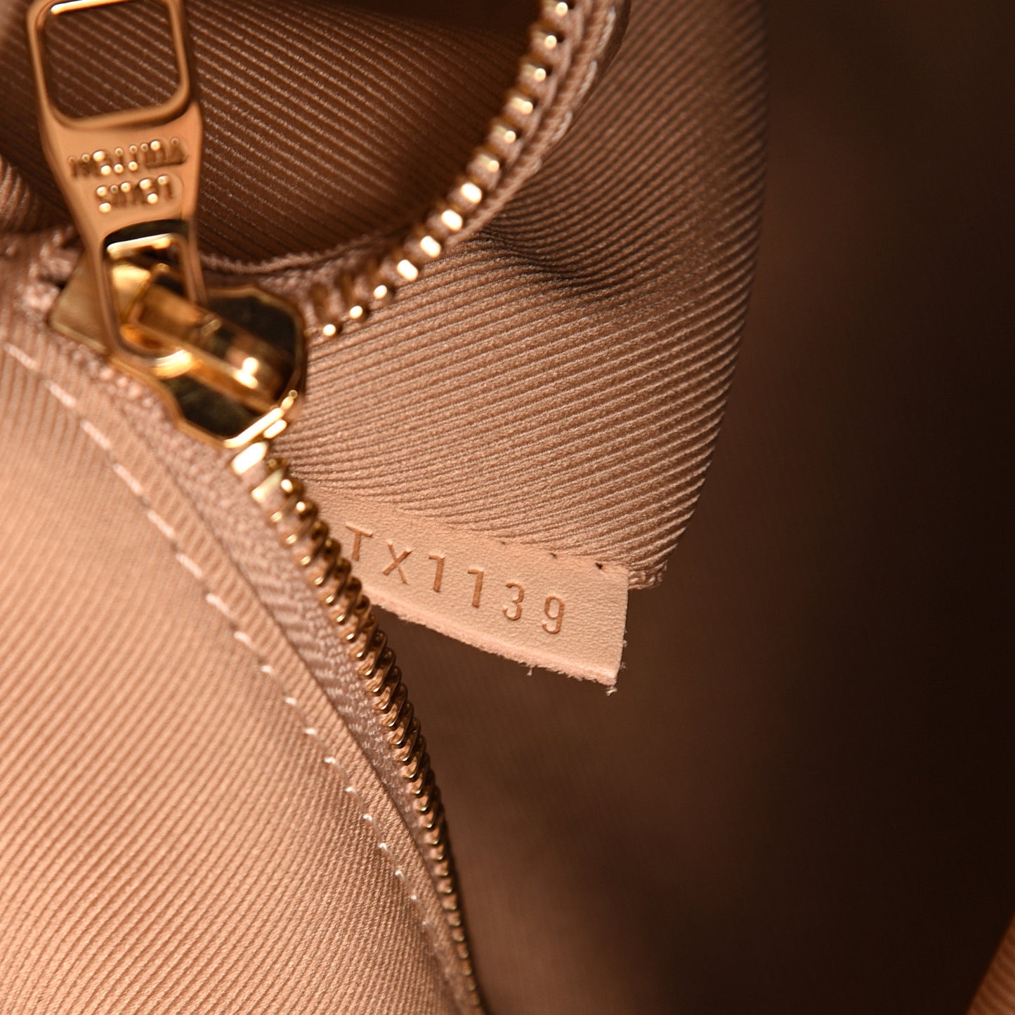 Monogram Graceful MM