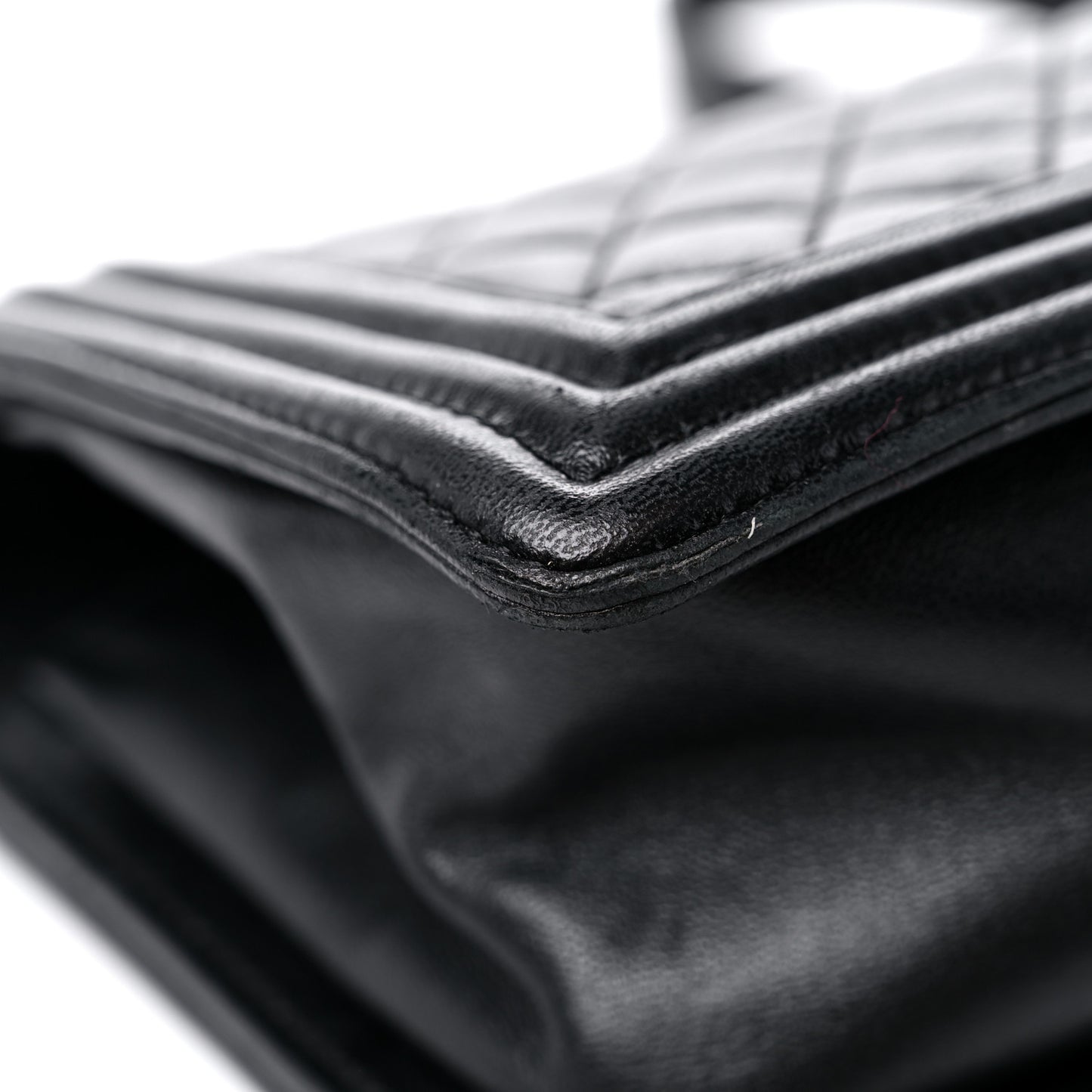 Lambskin Quilted Medium Boy Flap Black