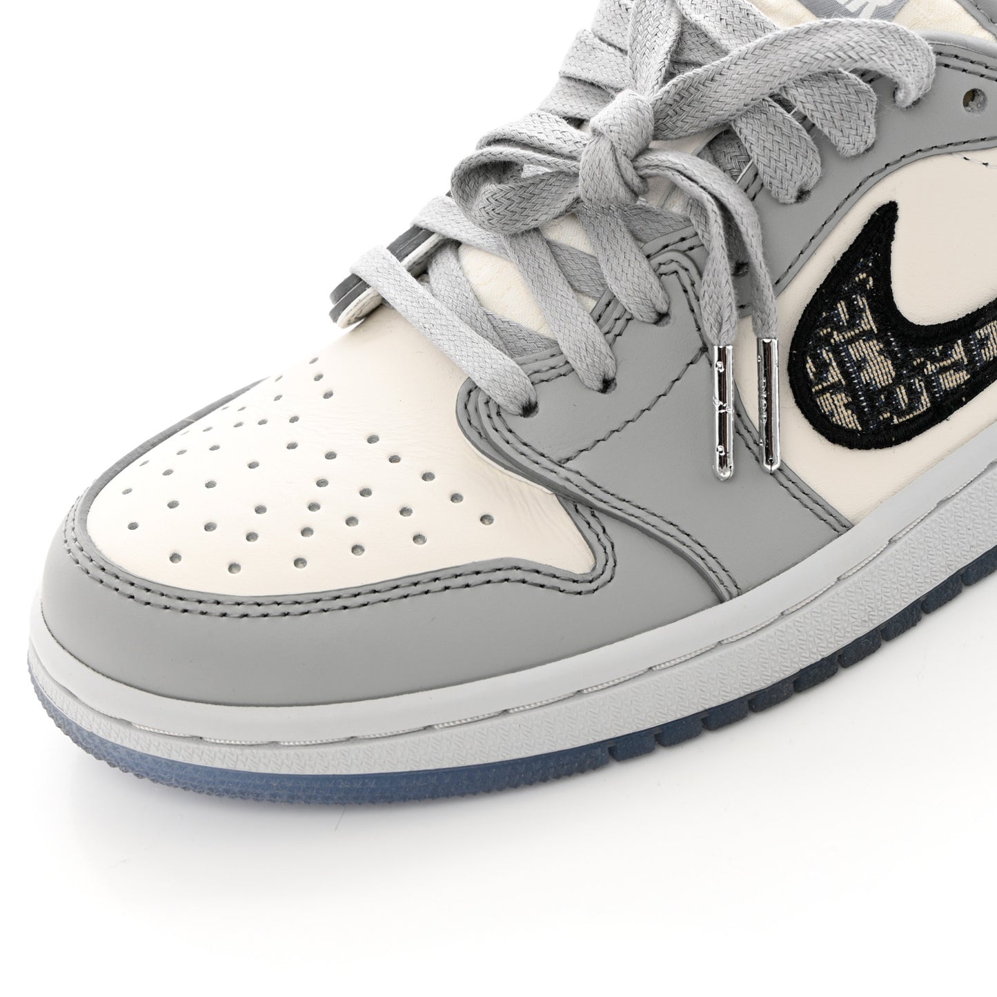 X NIKE AIR JORDAN Calfskin Mens Oblique Low Sneakers 38.5 Grey White