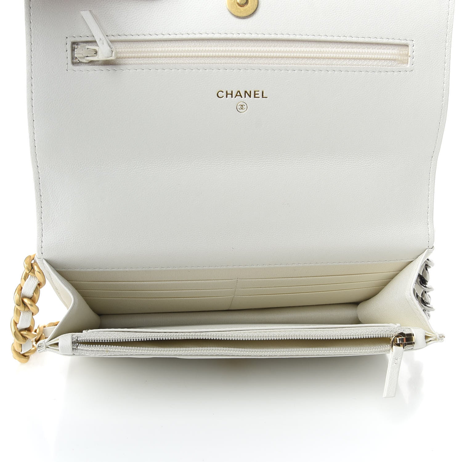 Chanel Shiny Goatskin Quilted 19 Wallet On Chain WOC White 7 of 10