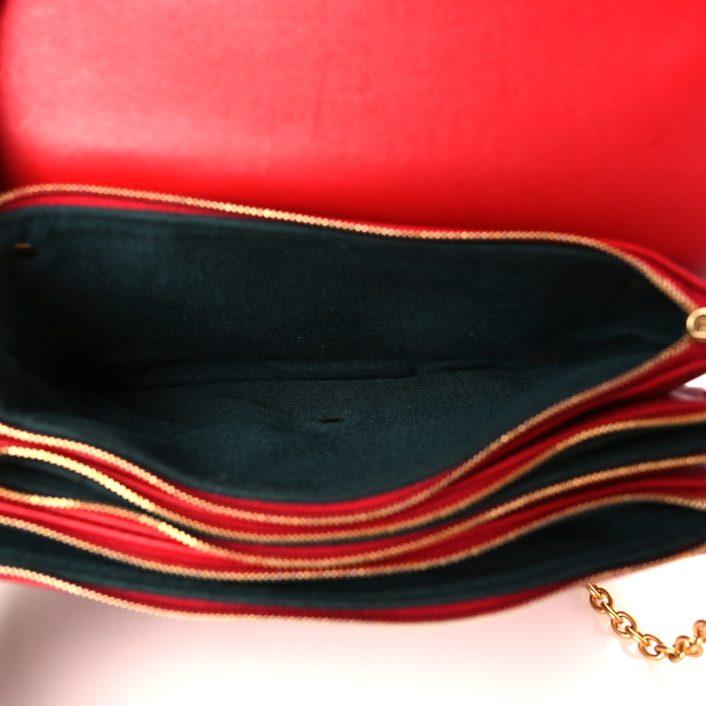 Crossboarded Calfskin Clifton Flap Red