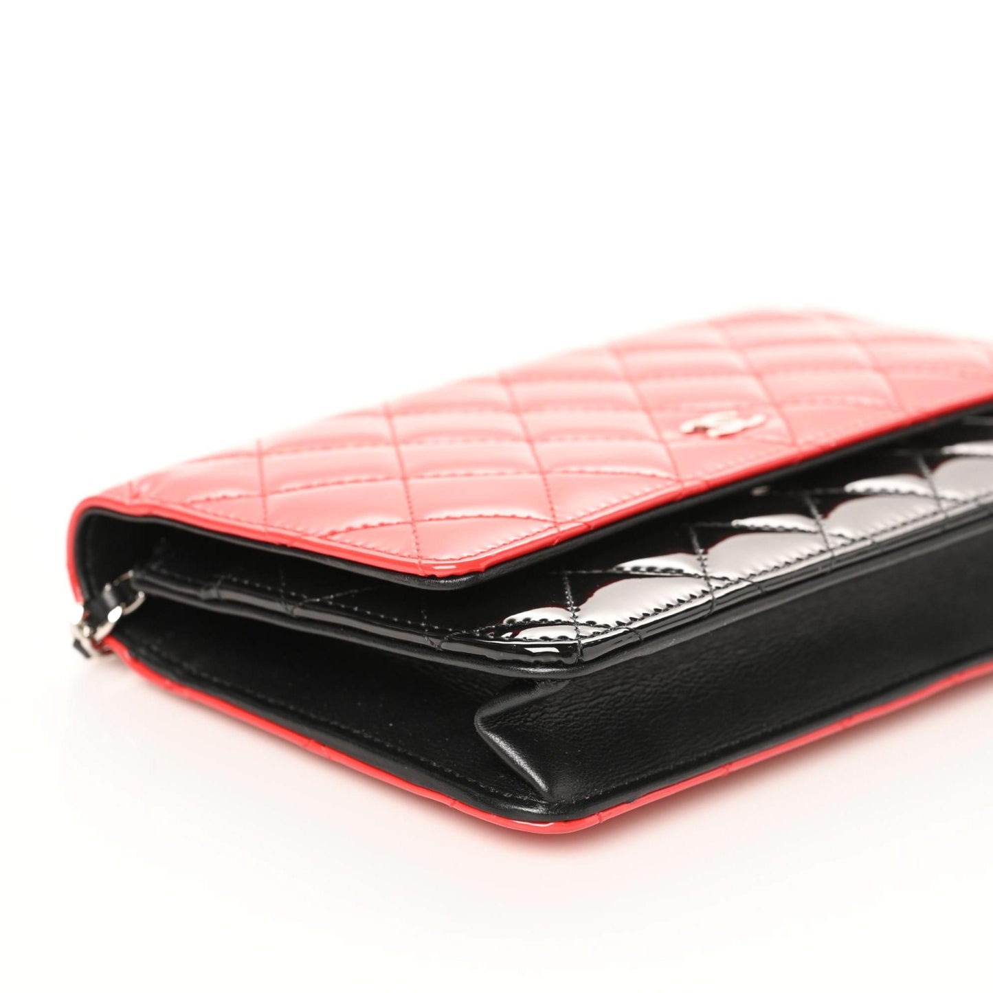 Patent Quilted Bi-Color Wallet On Chain WOC Red Black