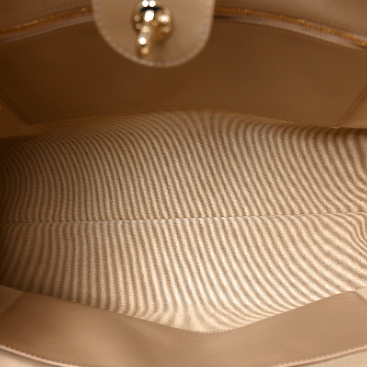 Chanel Shiny Crumpled Calfskin Quilted Large 31 Shopping Bag Beige 5 of 10