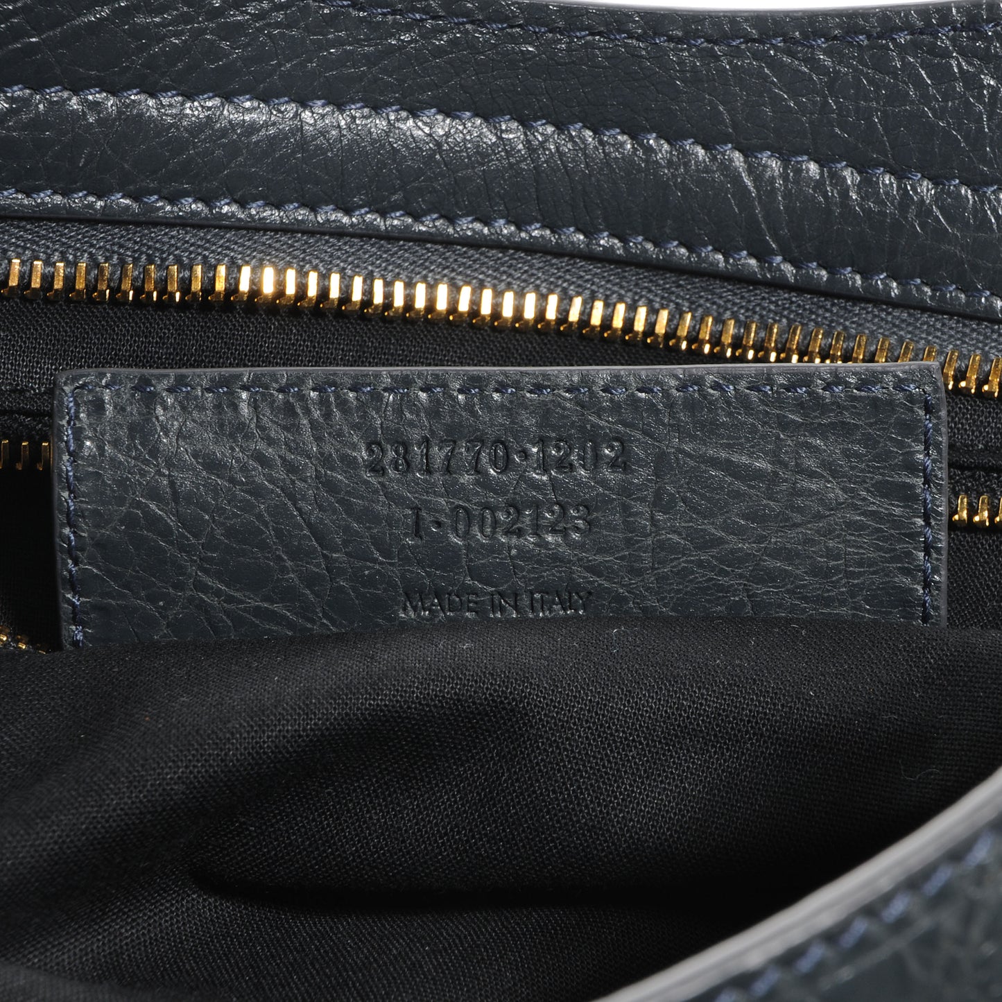 Agneau Giant 12 Gold Hardware City Black
