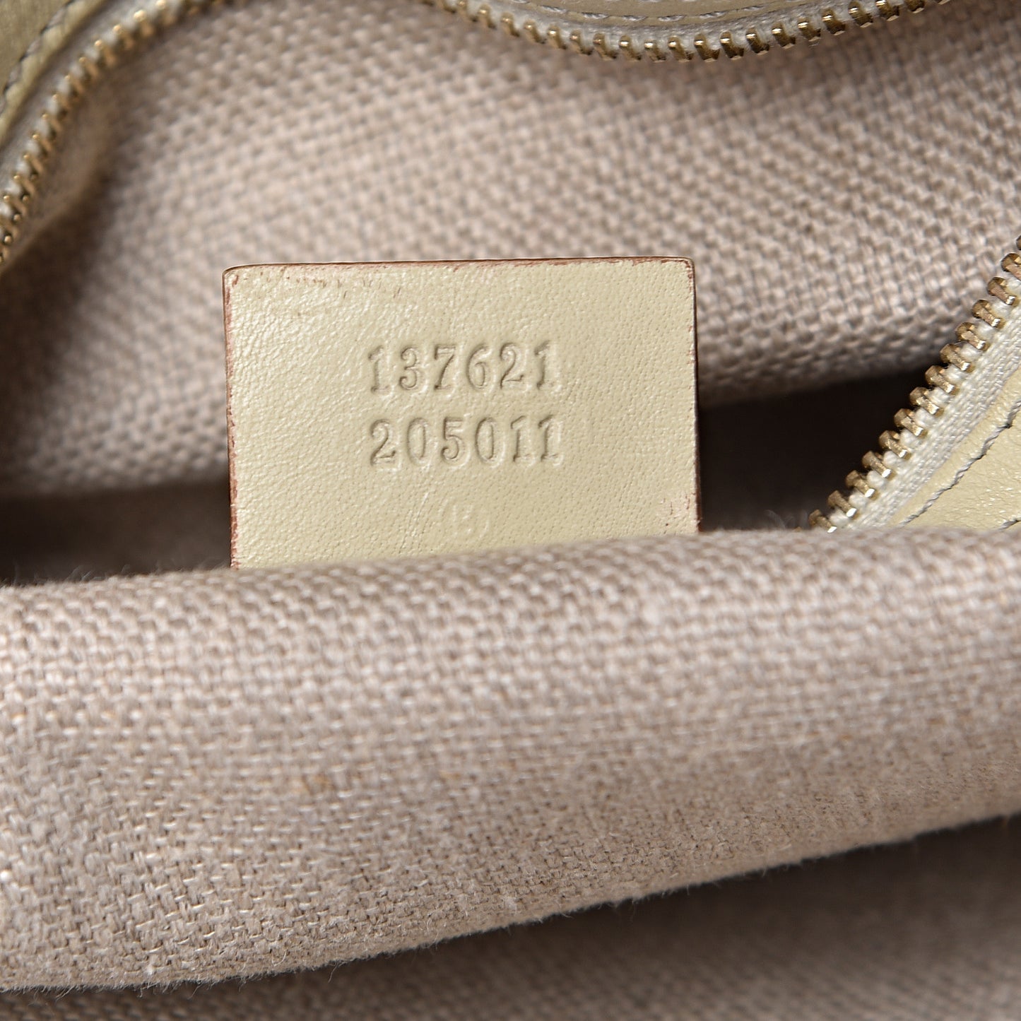 Straw Medium Pelham Shoulder Bag Off White