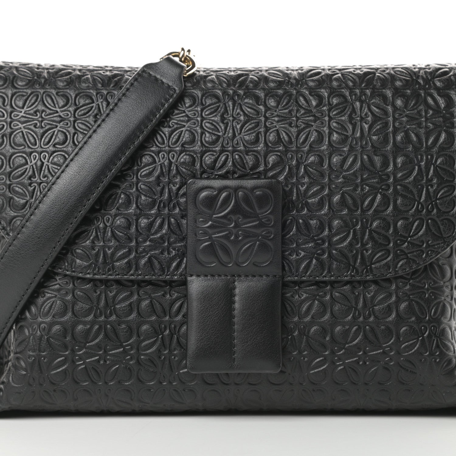 Loewe Goatskin Embossed Avenue Shoulder Bag Black 7 of 11