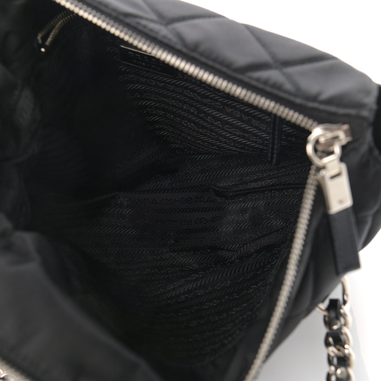 Nylon Tessuto Quilted Chain Shoulder Bag Black