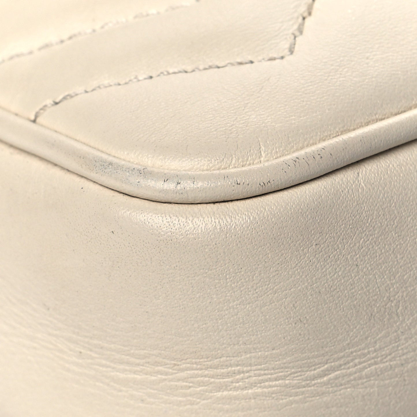 Calfskin Matelasse Super Mini GG Marmont Shoulder Bag White
