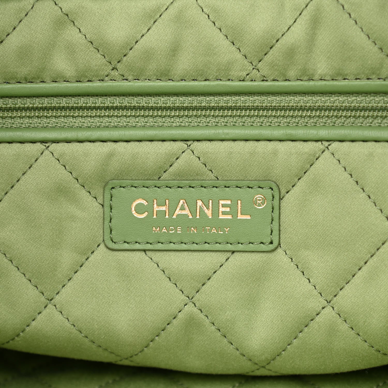 Chanel Shiny Caviar Quilted Small Chanel 22 Green 7 of 11