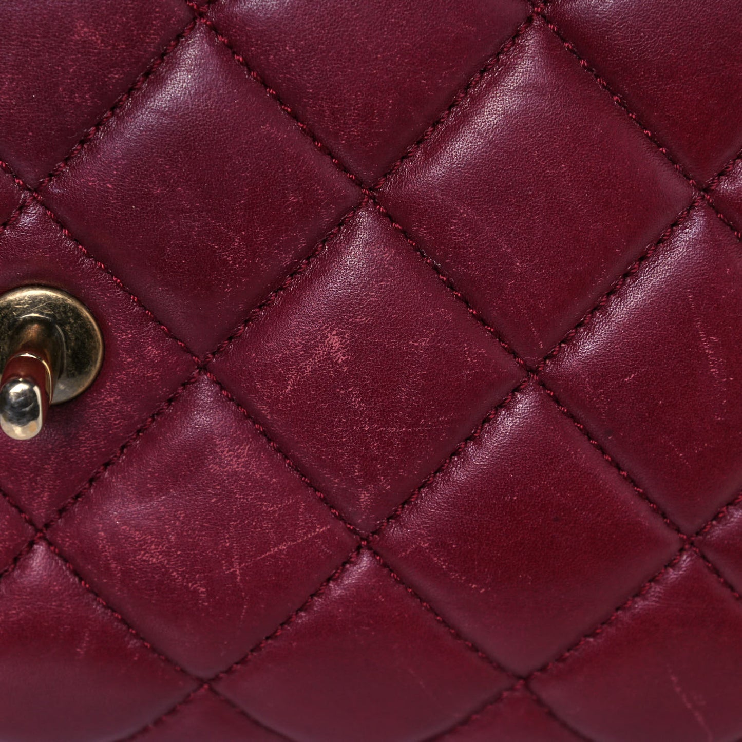 Glazed Calfskin Quilted Large Perfect Edge Flap Red