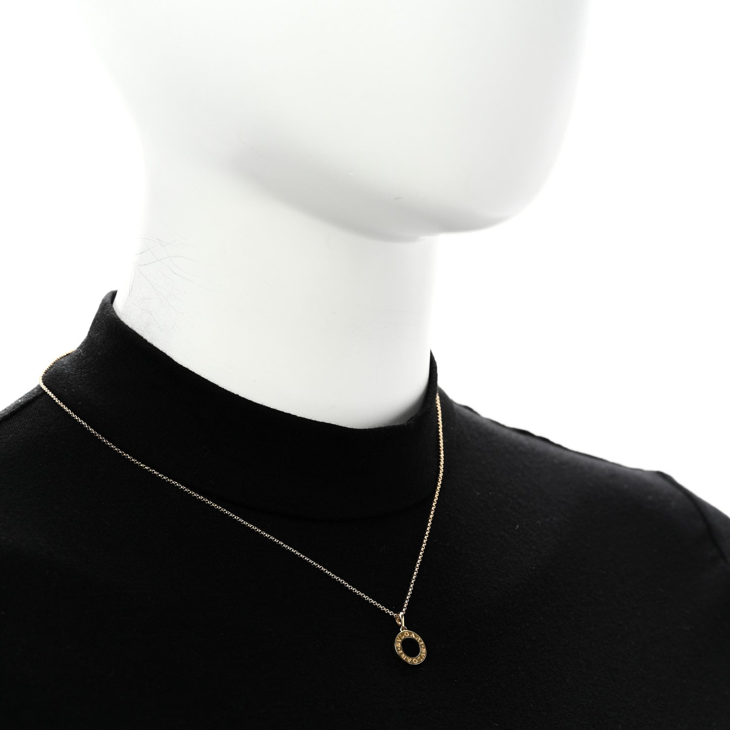 18K Yellow Gold Black Onyx BVLGARI BVLGARI Pendant Necklace