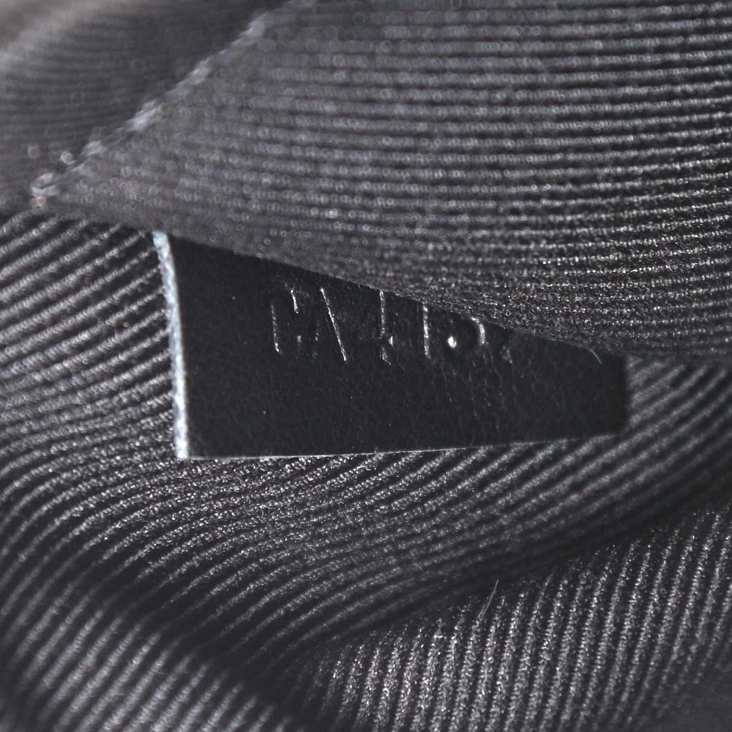 Monogram Tuffetage Triangle Messenger Black